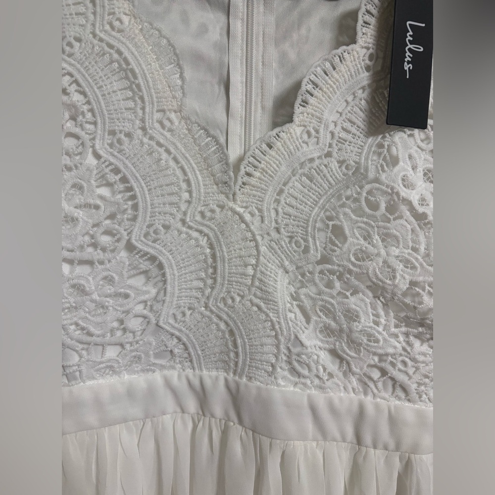 Lulus Angel in Disguise White Lace Fit Flare Dress Short Sleeve Size Medium New - Picture 4 of 7